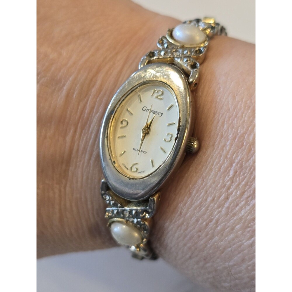 Running Gramercy Women's Quartz Watch Stretch Band Faux Moonstone Rhinestone